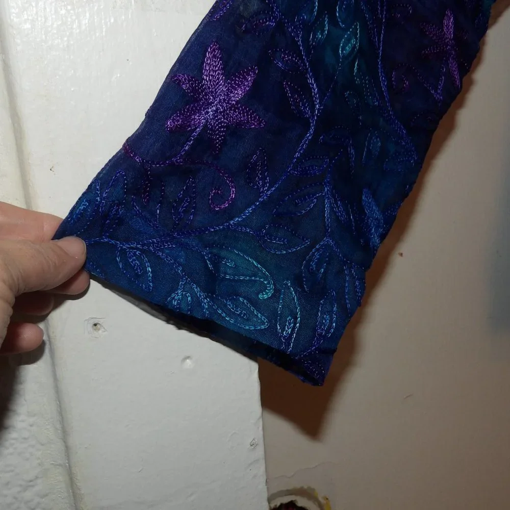 Chicos Design 100% Silk Embroidered Sheer Top / Jacket Sz 3 - Picture 5 of 7